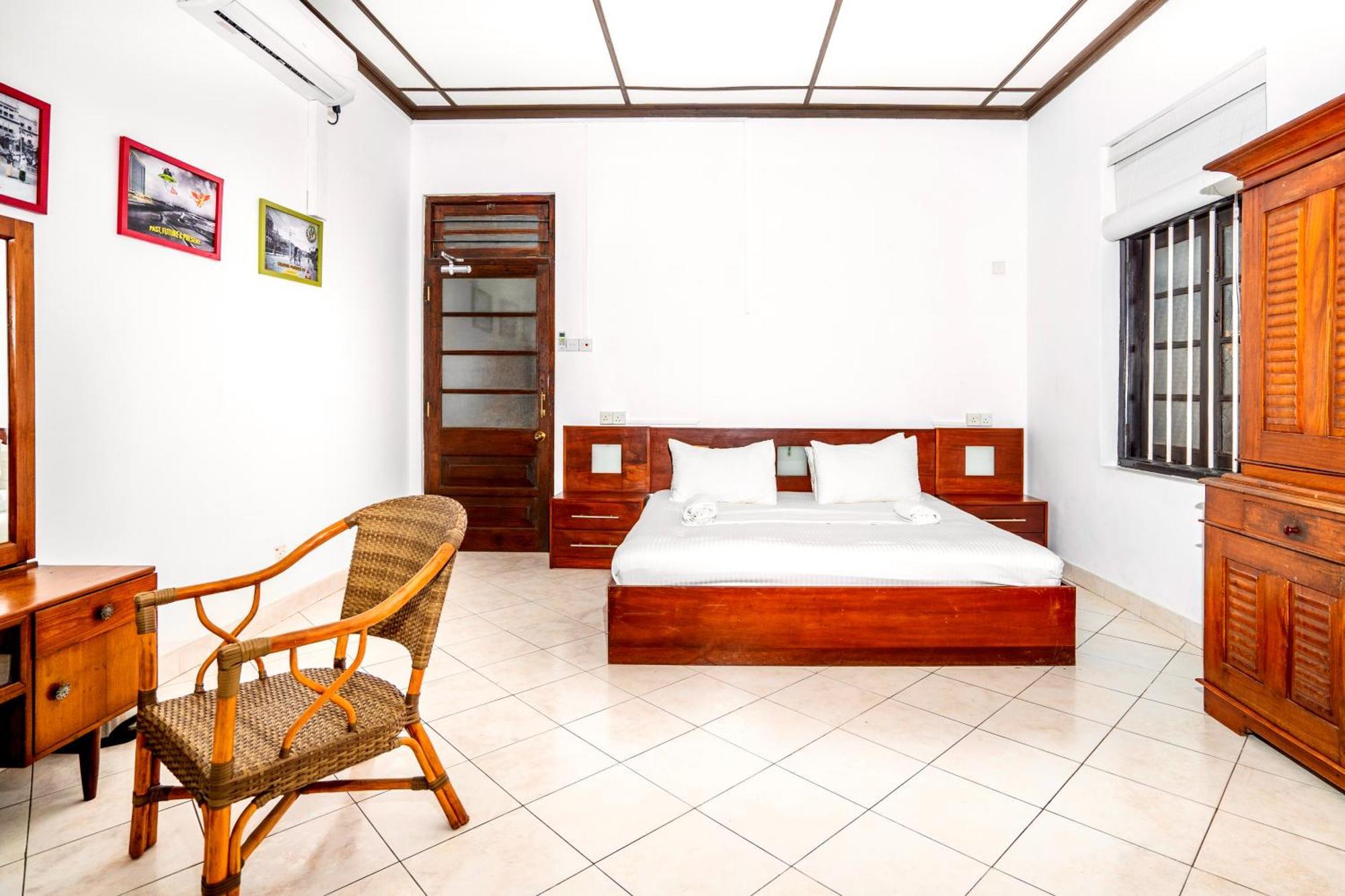Lost & Found - Colombo Exterior photo